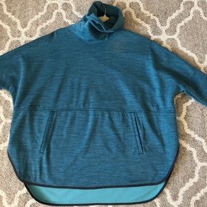 Northface the slacker poncho